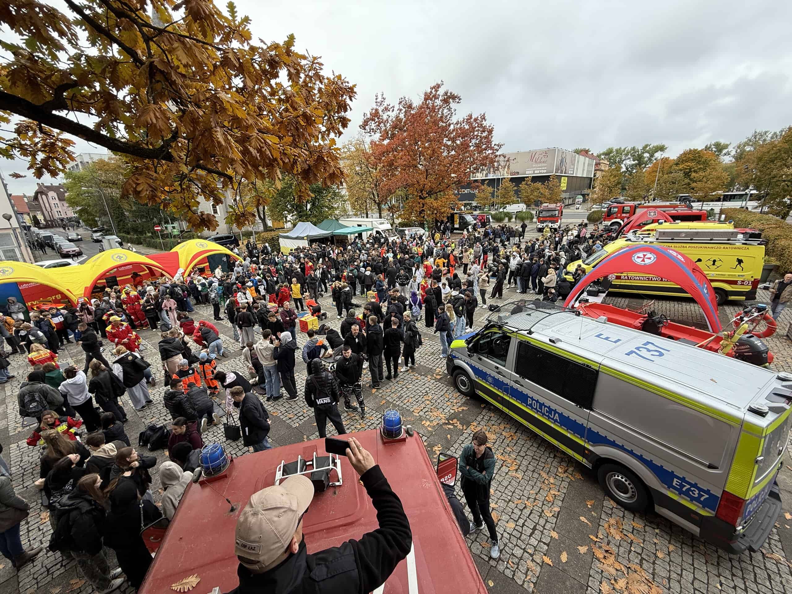 Zdrowo pocisnęliście! Rekordowa lekcja pierwszej pomocy w Zielonej Górze [ZDJĘCIA]